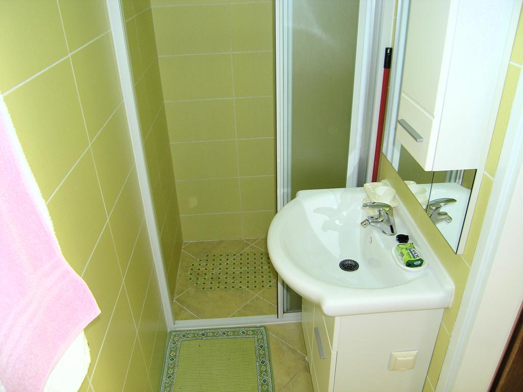Apartman Vera 克尔克 外观 照片