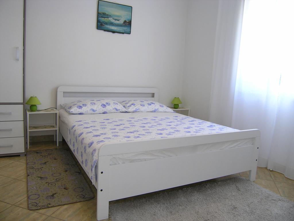 Apartman Vera 克尔克 外观 照片